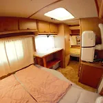 Karavan Aida キャンプ場 Živogošće