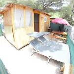 Karavan Aida キャンプ場 Živogošće