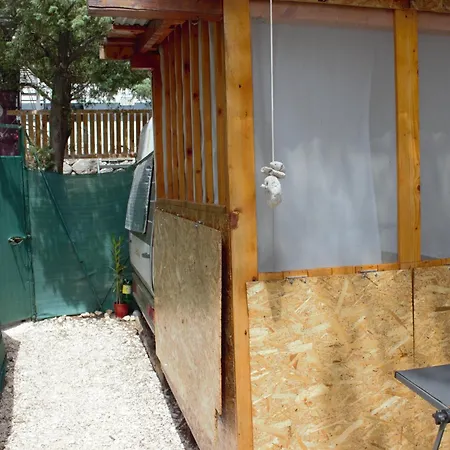 Karavan Aida זיווגוסצה