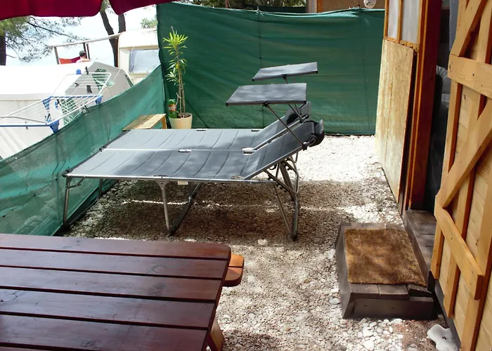 Karavan Aida אתר קמפינג