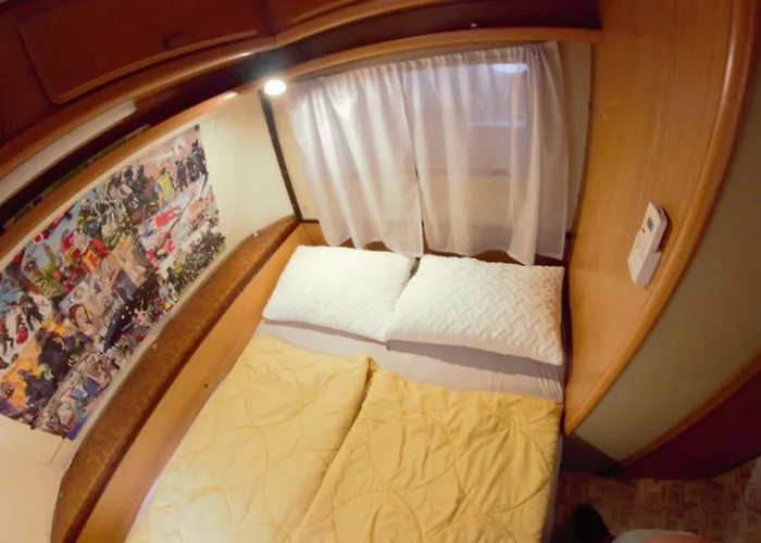 Karavan Aida אתר קמפינג זיווגוסצה