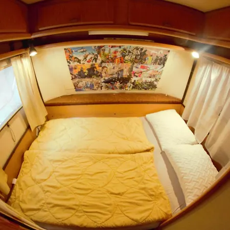 Karavan Aida *