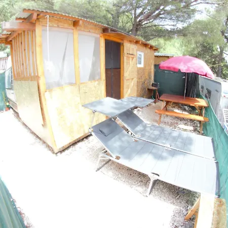 Karavan Aida Parque de Campismo Živogošće