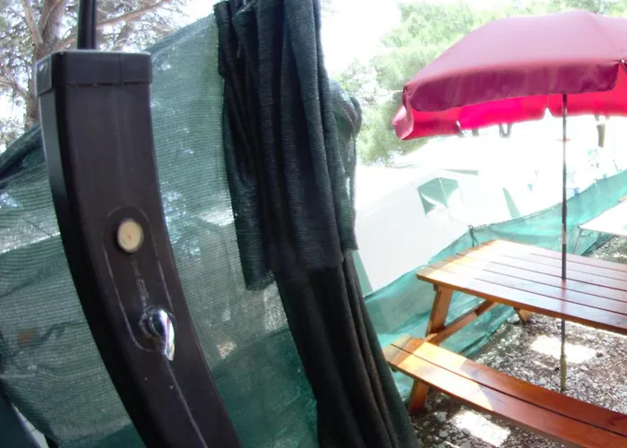 Campsite Karavan Aida