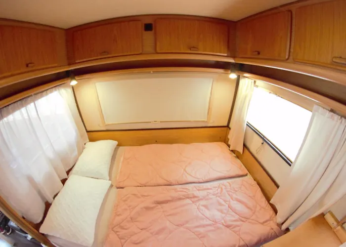 Campsite Karavan Aida